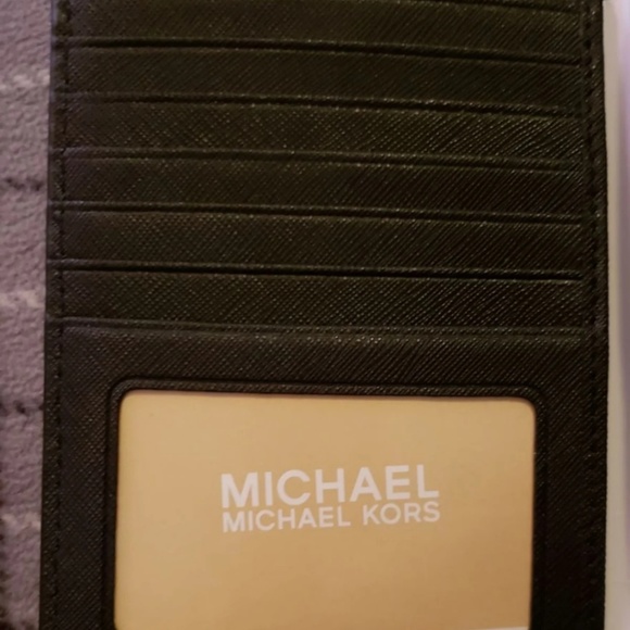 MICHAEL KORS WALLET - Picture 3 of 5